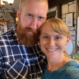 Meet your Posher, Carrie